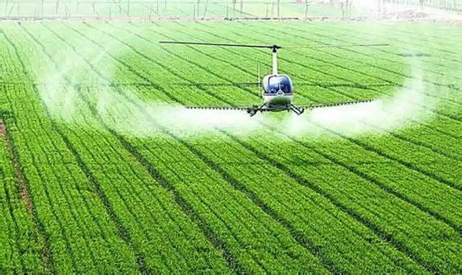 Application Method of Quaternary Ammonium Salt Fungicides for Field Crop Spraying