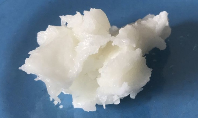 Technical data sheet of Di-hydrogenated tallow dimethyl ammonium chloride