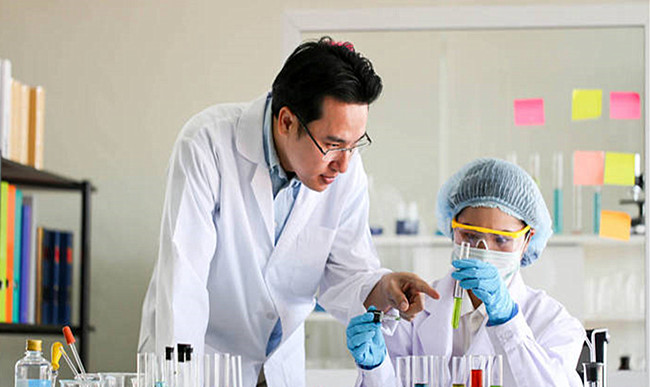 Tetramethyl ammonium hydroxide in electronic chip cleaning