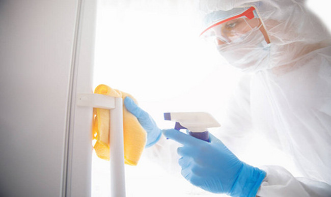 What are the advantages of Quaternary ammonium salt disinfectants?